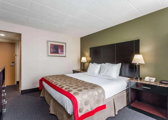 Ramada By Wyndham Newburgh/West Point