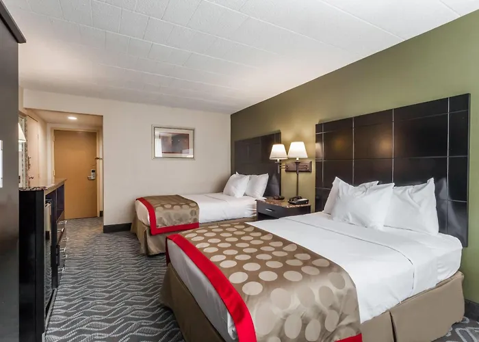 Ramada By Wyndham Newburgh/West Point