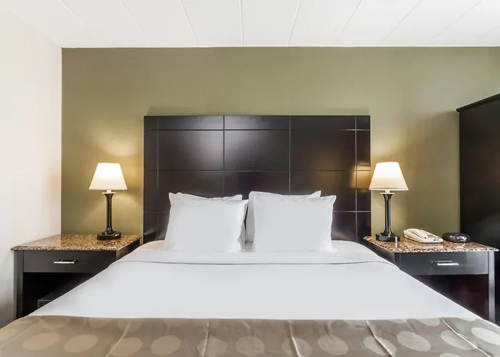 Ramada by Wyndham Newburgh/West Point