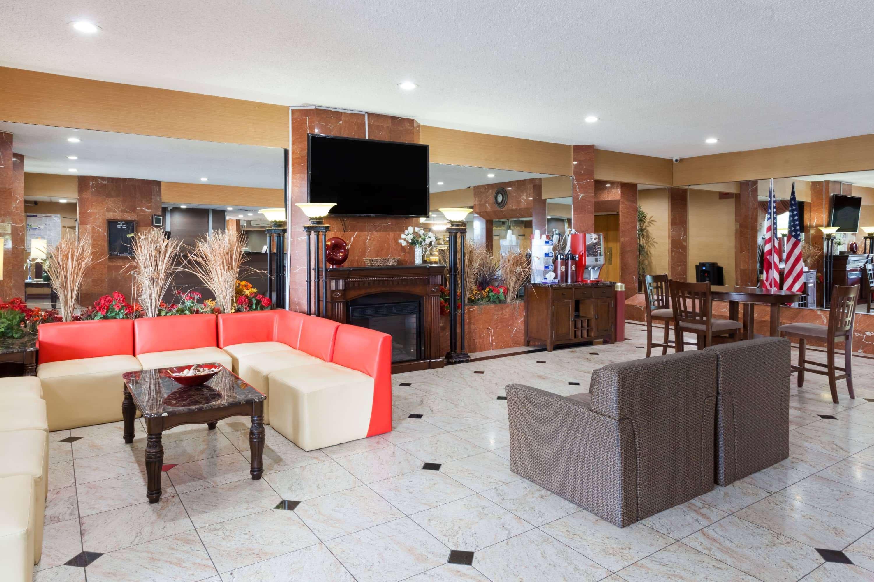 Hotel Ramada By Wyndham Newburgh/west Point