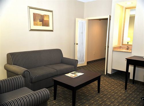 Hotel Ramada By Wyndham Newburgh/west Point