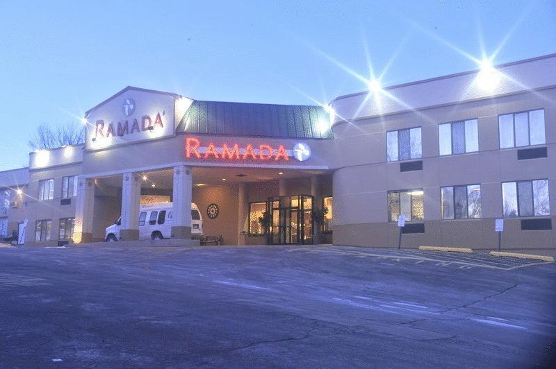 Hotel Ramada By Wyndham Newburgh/west Point 2*